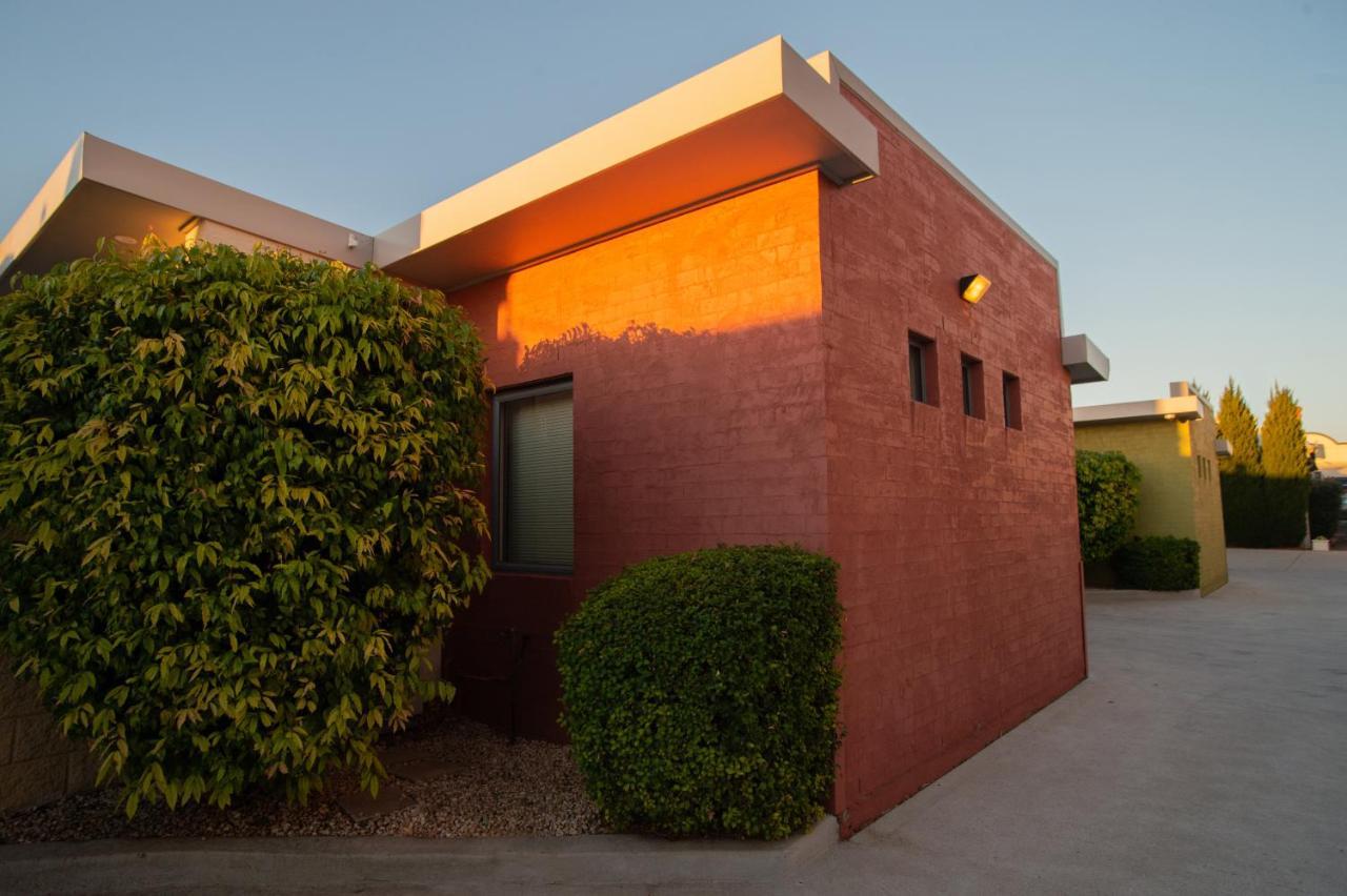Portman House Motel Scone Bagian luar foto